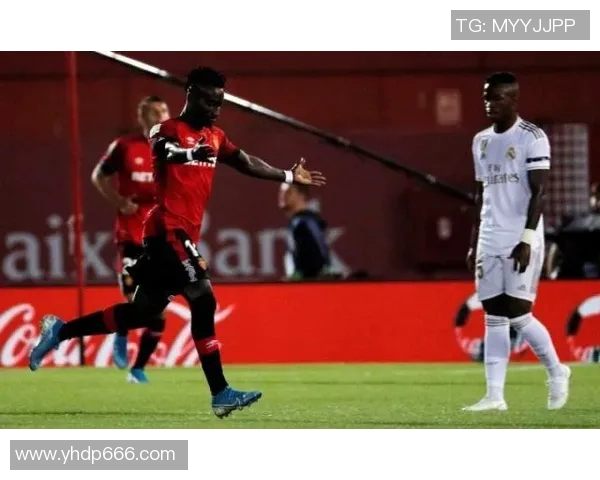 莱奥的传奇旅程：从草根到巅峰的奋斗与荣耀